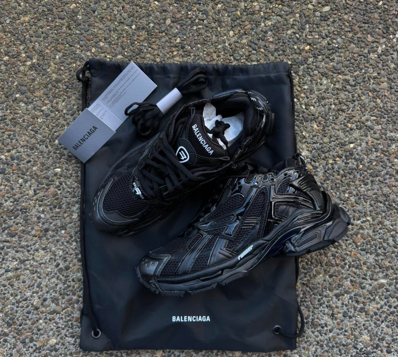1:1 Top Quality Balenciaga Runners - Black