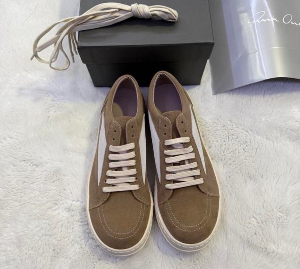 1:1 R*ck Owens Sneaker